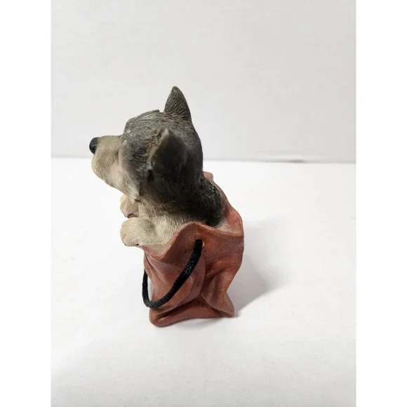 3 Resin Dogs Figures Puppies In A Bag Lab,‎ Husky, Westie Collection - Picture 12 of 15